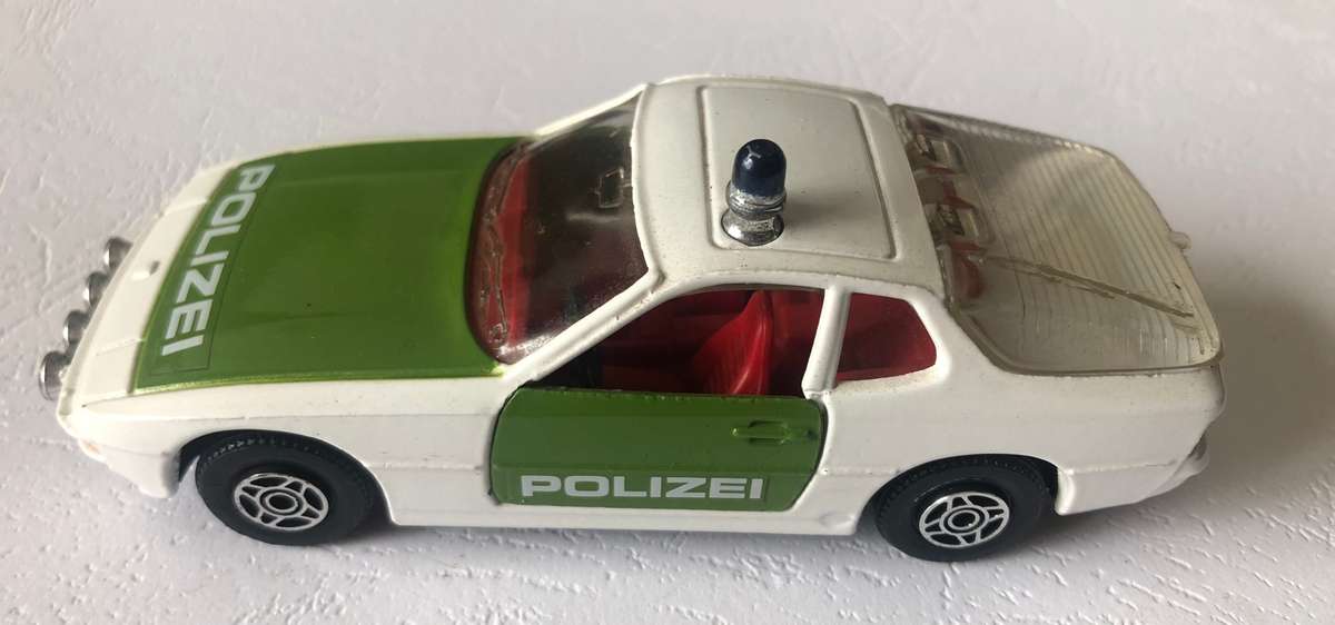 Corgi 924 Police Car