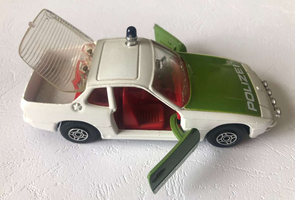 Corgi 924 Police Car