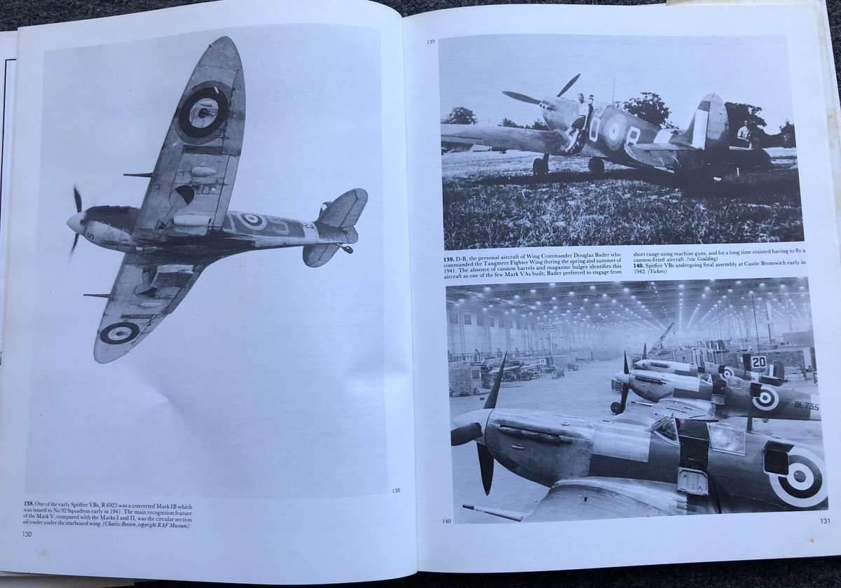 The Spitfire Story - Alfred Price