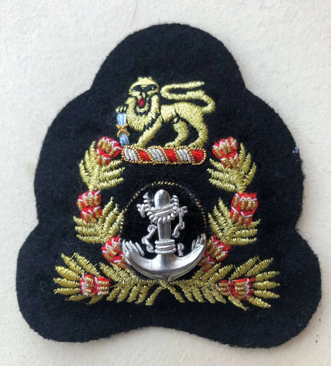 SA Navy Warrant Officers cap/beret badge