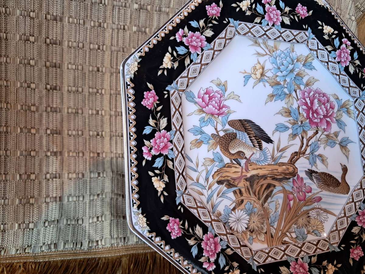 Large Imperial Imari Plate