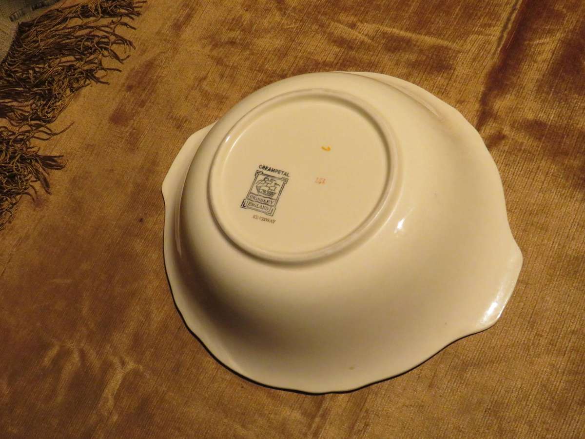 Grindley Cream Petal Serving Bowl