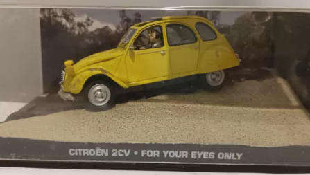 Citroen 2CV James Bond 007 Collection Diecast Car 1:43