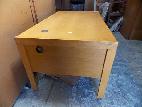 2nd Hand Office Desk Chipboard