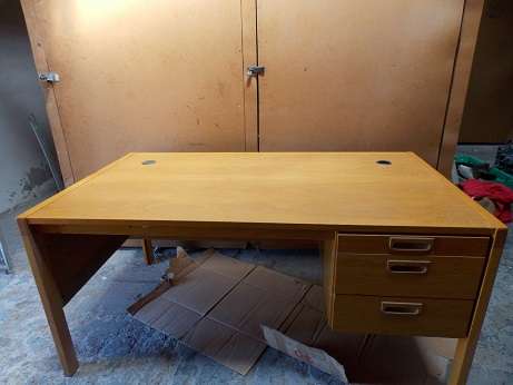 2nd Hand Office Desk Chipboard