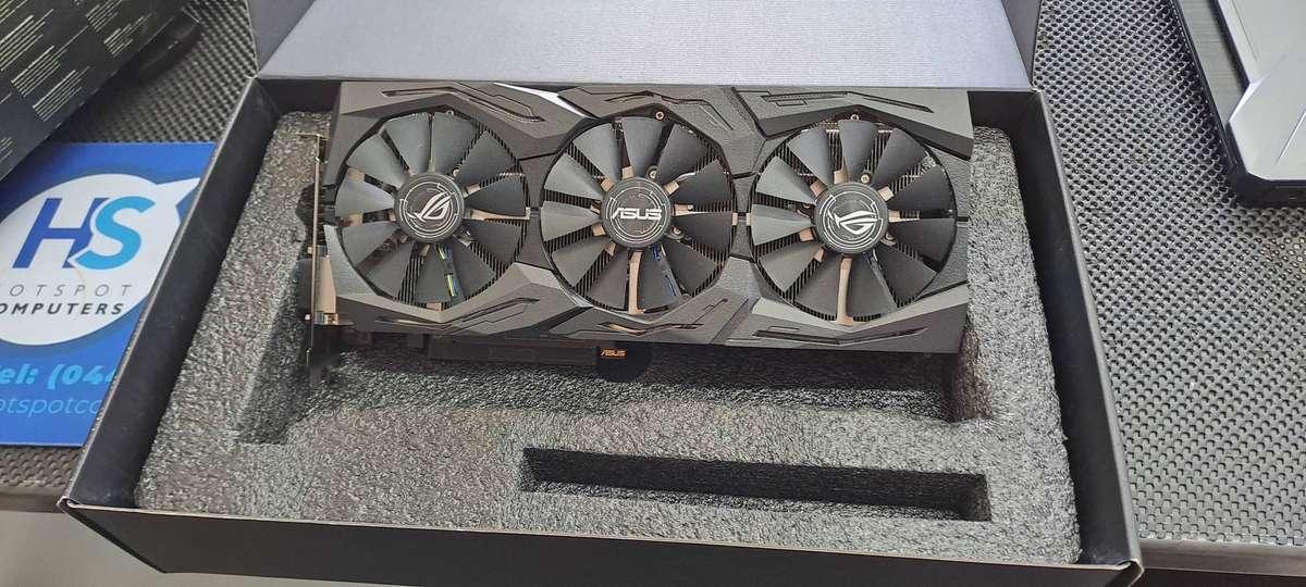 ROG Strix AMD RX 580 8GB ( READ DESCRIPTION )