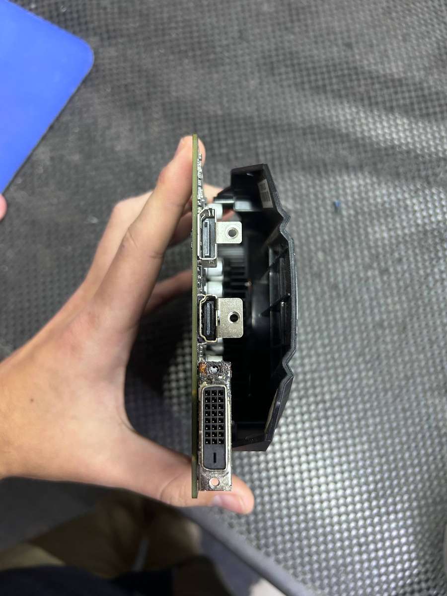 Geforce GTX 1660 Super - BROKEN