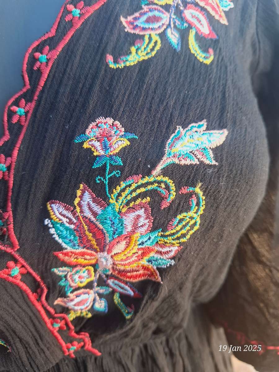 FOREVER 21 Boho Black Embroidered Mini Dress -M