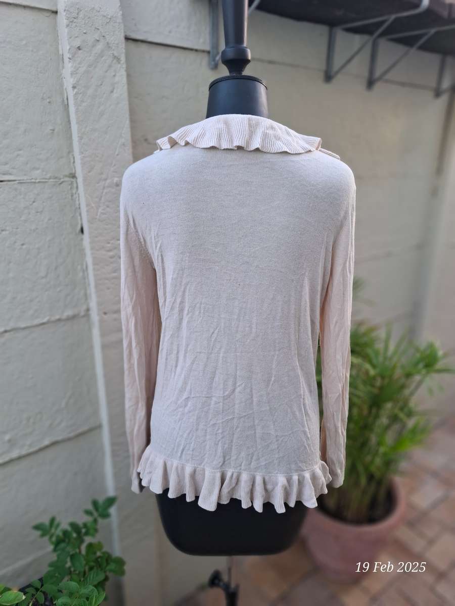 FADE light weight cardigan - M