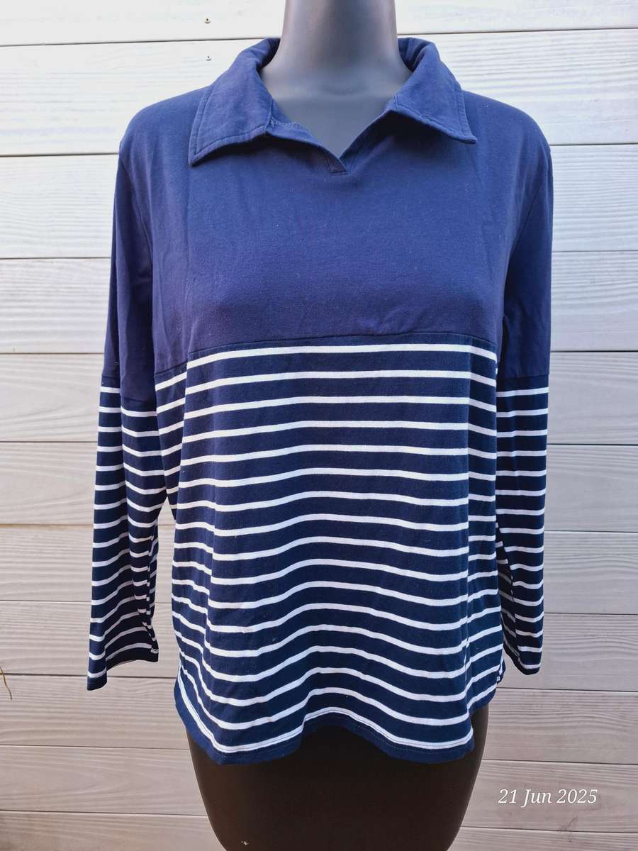 NEW Navy and white striped top with 3/4 sleeves  Size XXL/16