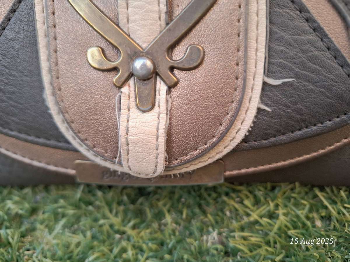 Ginger Mary Wallet / Purse