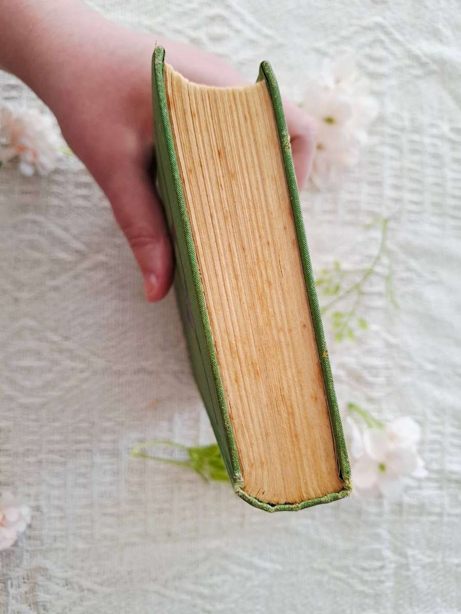 Carry on, Jeeves by P.G. Wodehouse