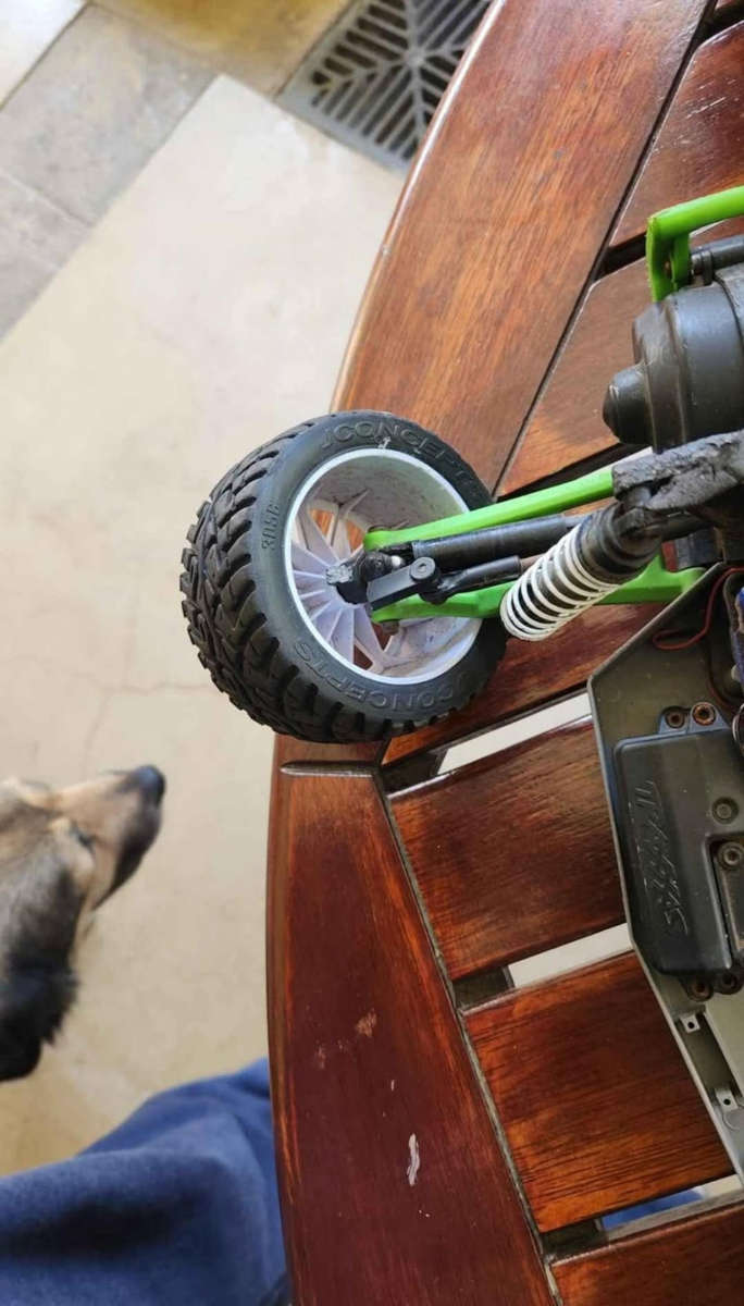 Rc cars works no battery has receiver needs tlc