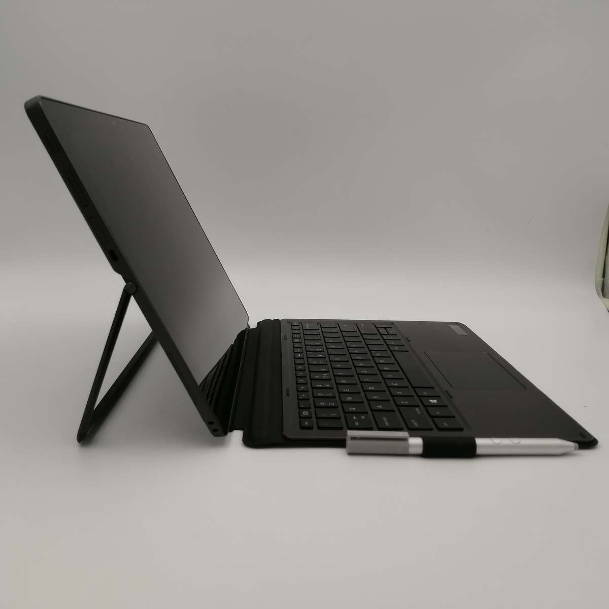 HP ProBook x2 612 G2