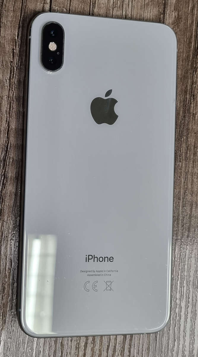 iPhone XS Max 64 GB
