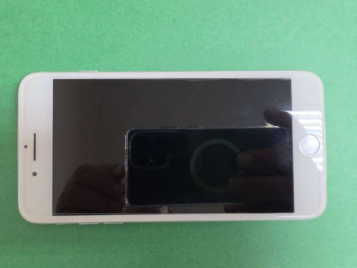 iPhone 8 Plus