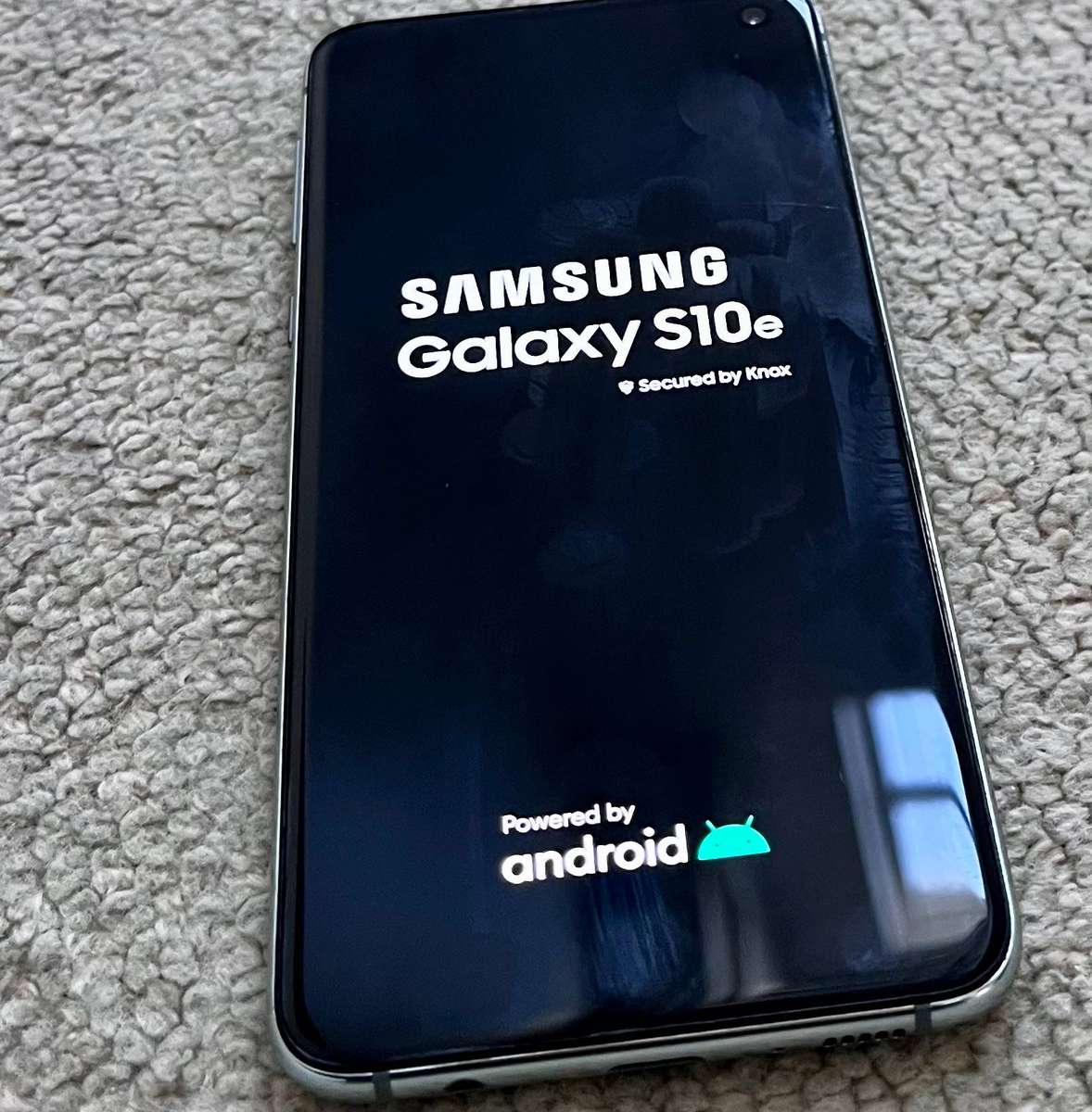 Samsung Galaxy S10e