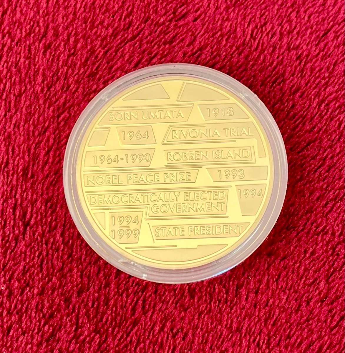 Nelson Mandela Commemorative medallion
