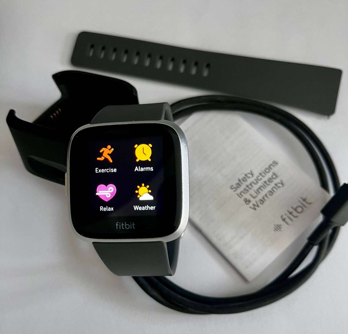 Fitbit versa light