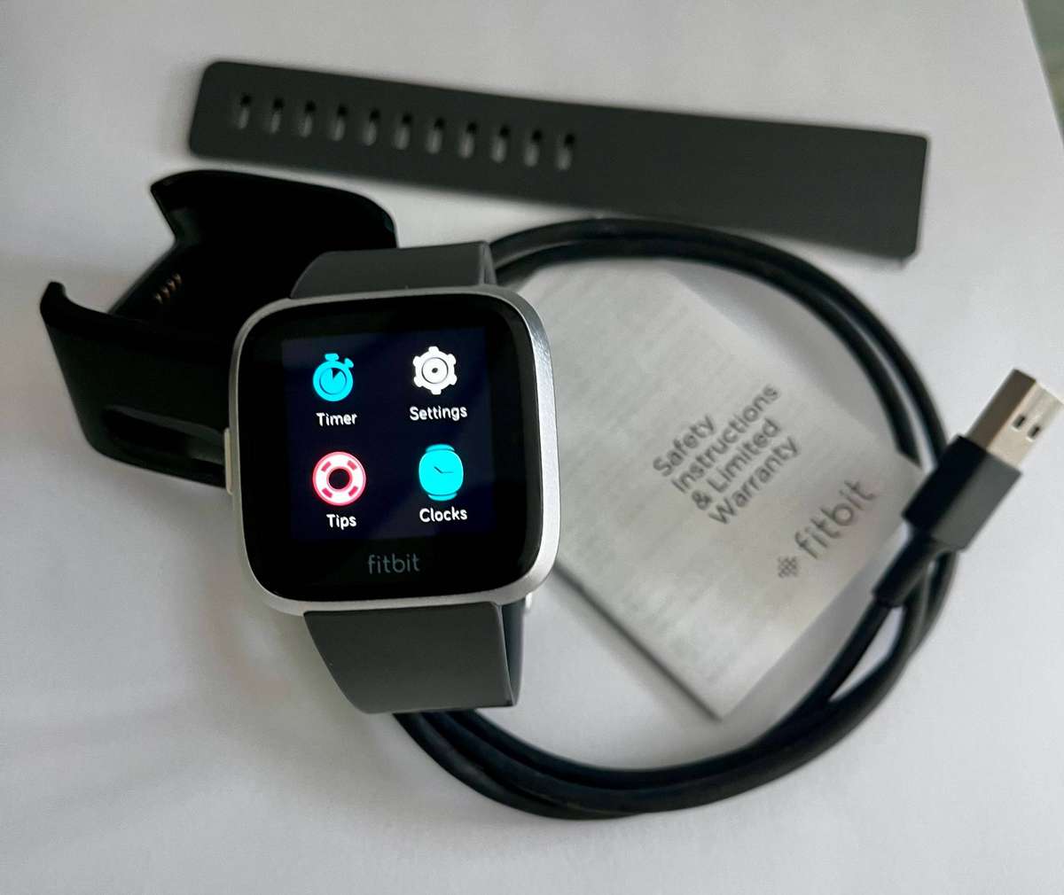 Fitbit versa light