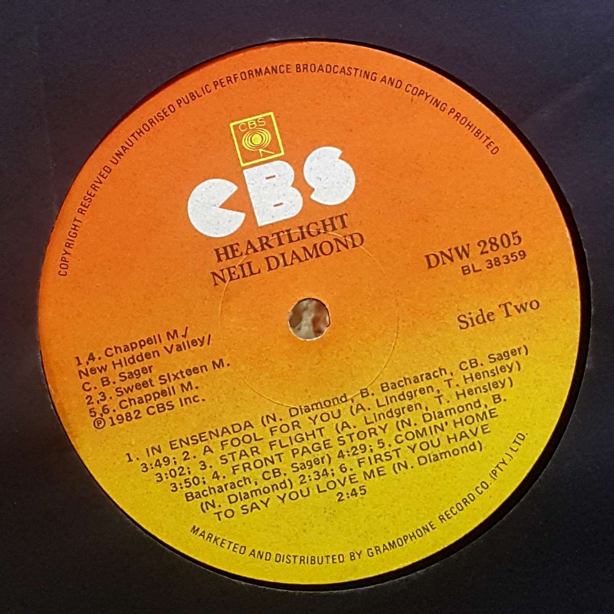 NEIL DIAMOND - HEARTLIGHT Vinyl, LP, Album Country: South Africa Released: 1982