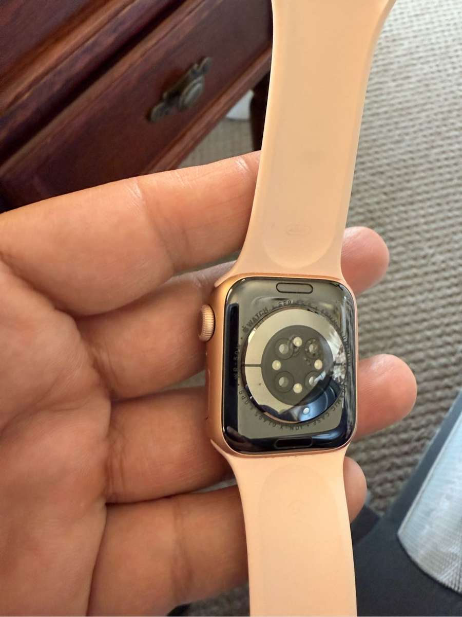 Apple Watch Series 6