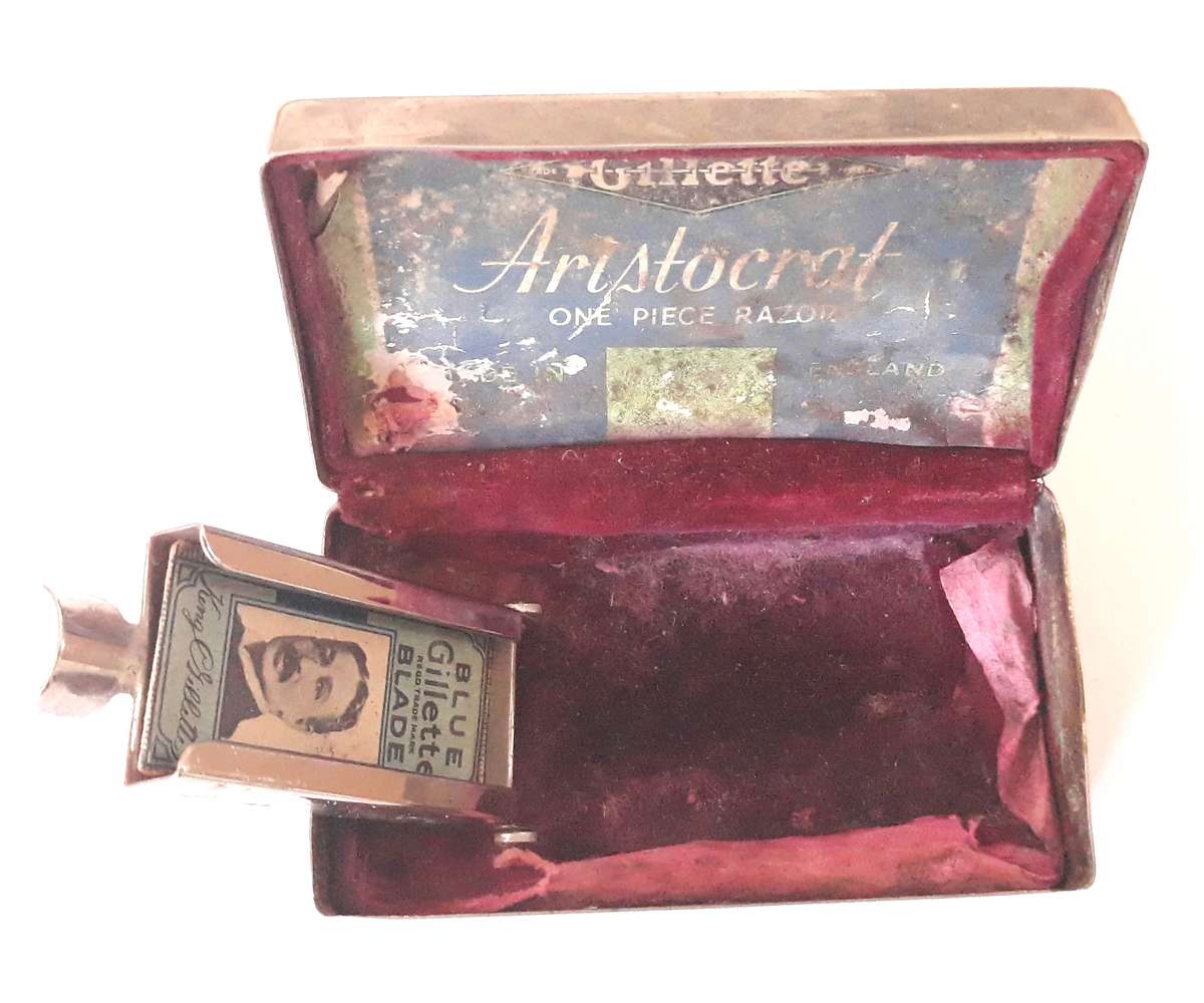 Vintage Gillette British Aristocrat 2nd Generation Safety Razor