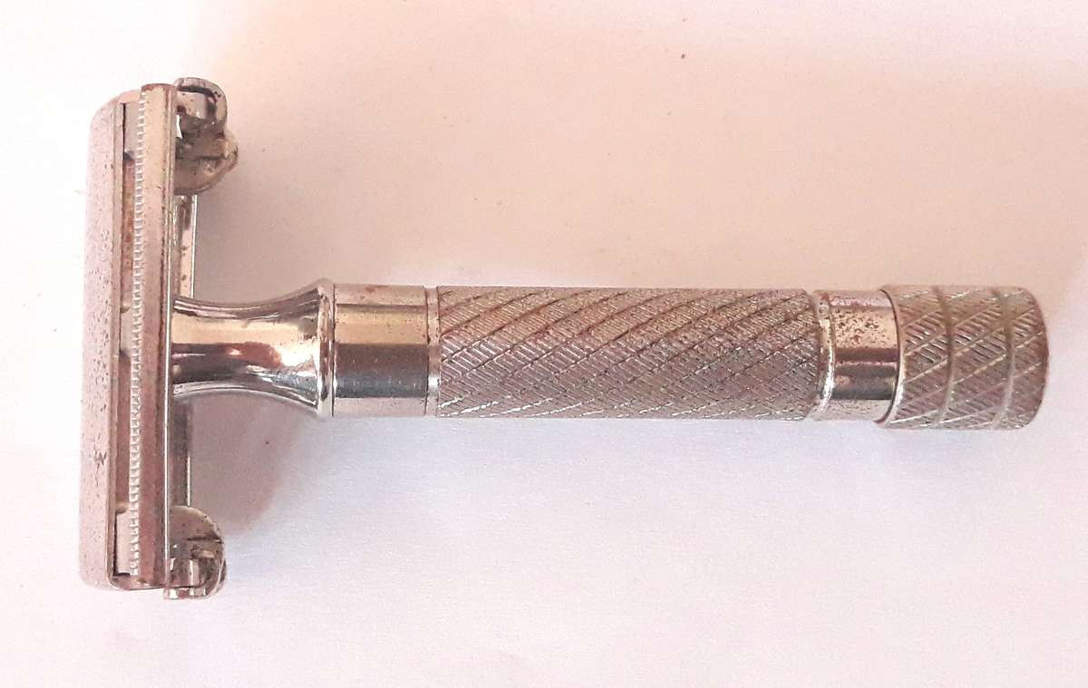 Vintage Gillette British Aristocrat 2nd Generation Safety Razor