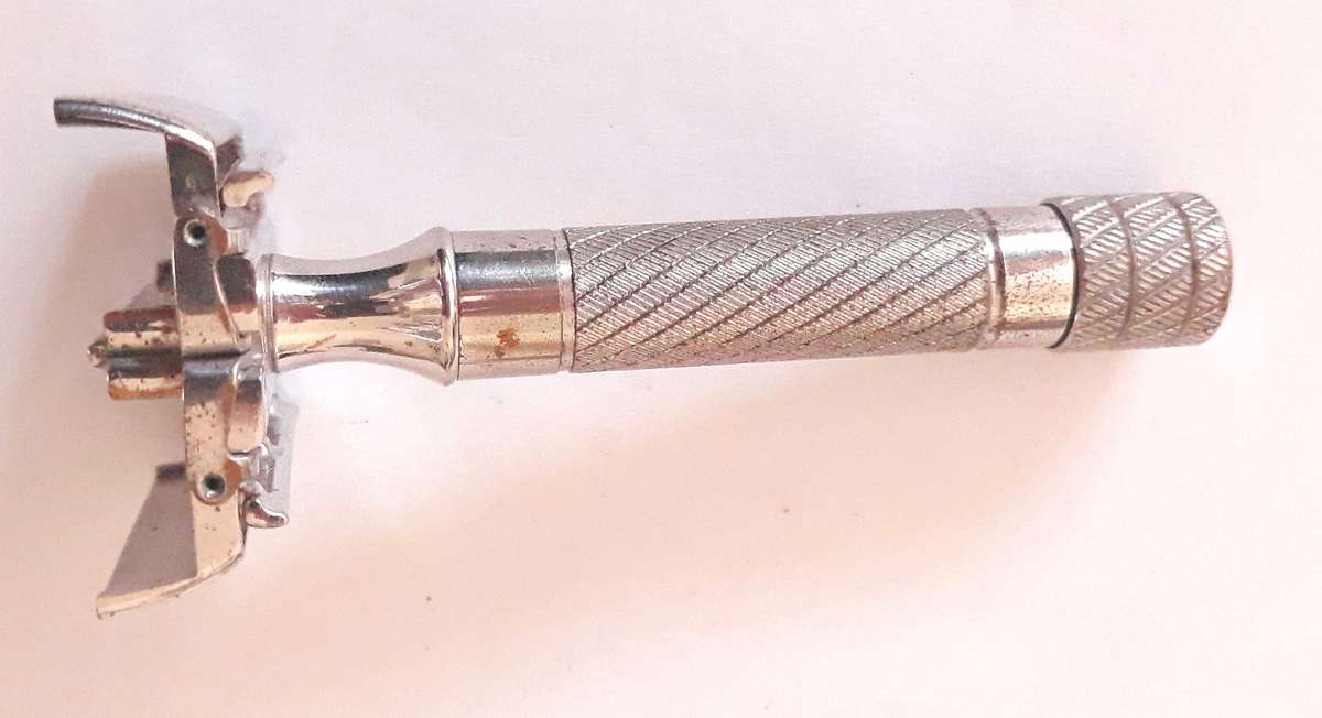 Vintage Gillette British Aristocrat 2nd Generation Safety Razor