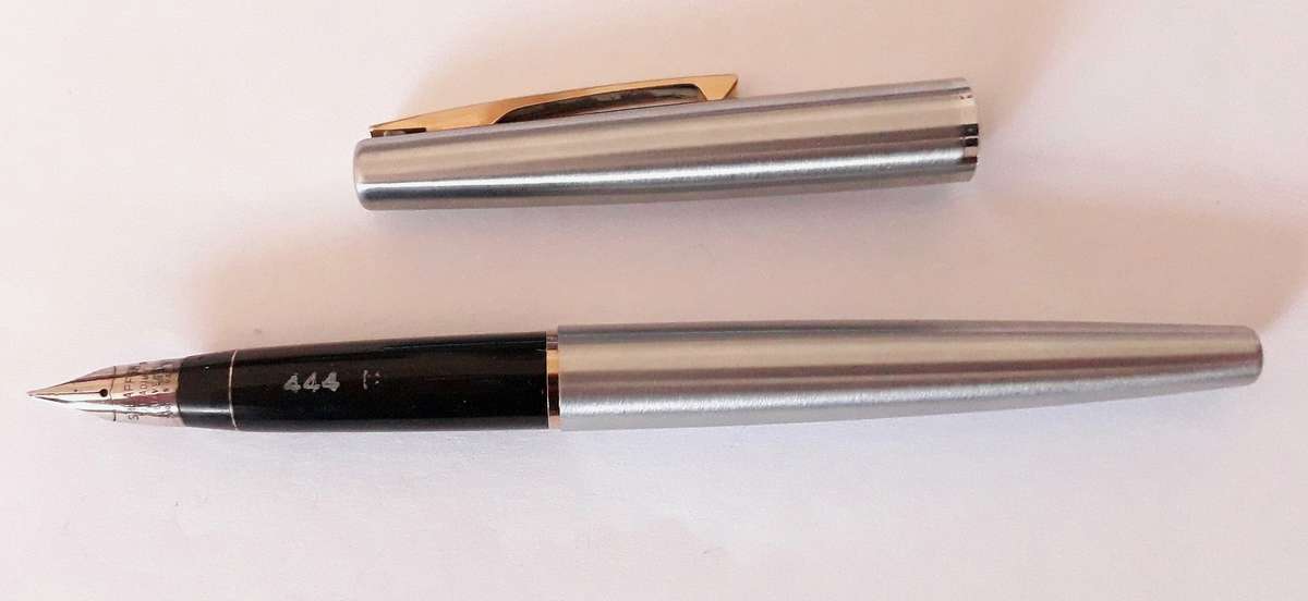 Vintage Sheaffer Stylist 444 Fountain Pen