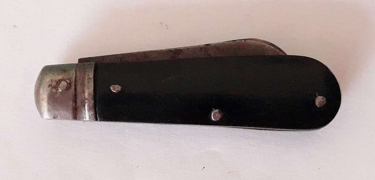 Vintage Curzon Pocket Knife