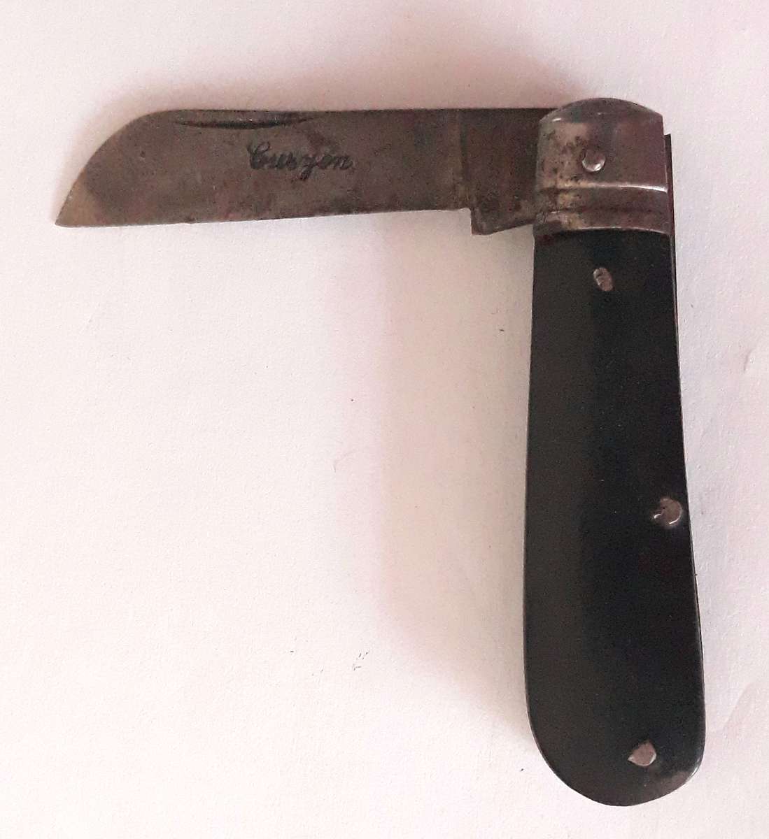 Vintage Curzon Pocket Knife