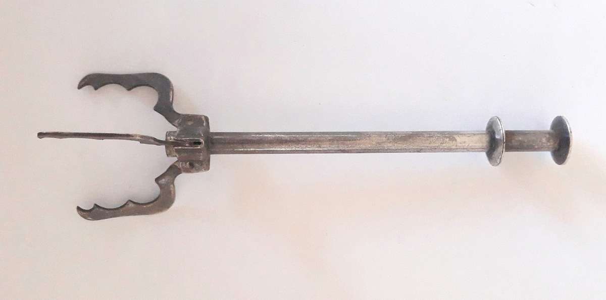 Vintage Cocktail Bar Ice Cube or Sugar Cube Tongs