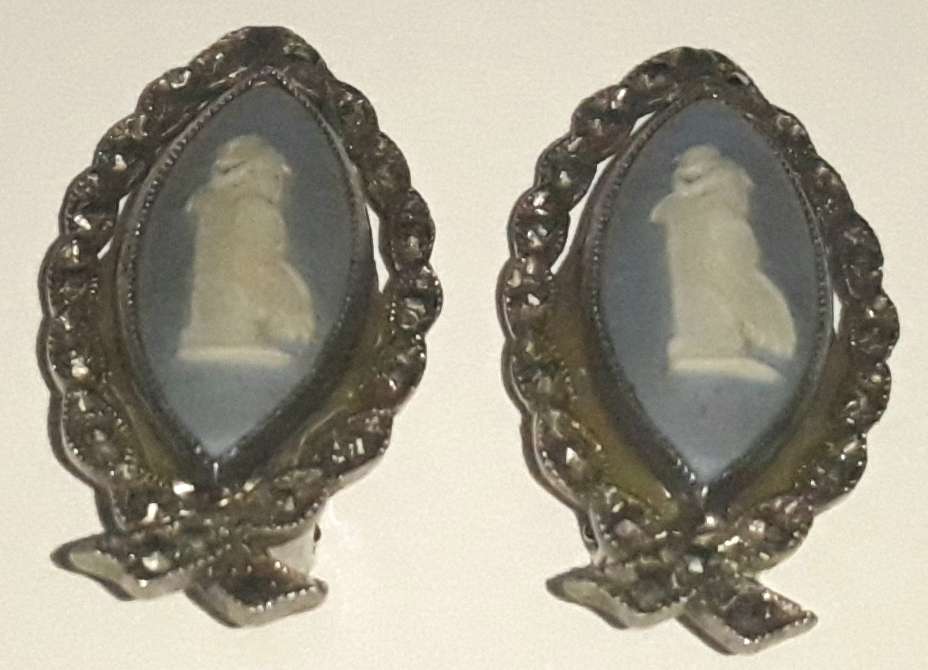 Vintage Wedgewood Blue Jasperware Silver Clip On Earrings