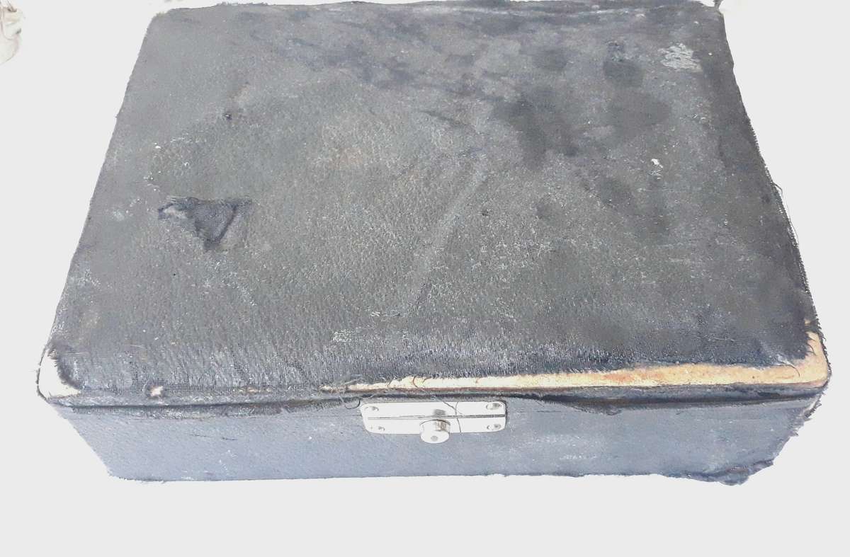 Vintage German Made Mulcuto Seven Day Single Edged Razor Set