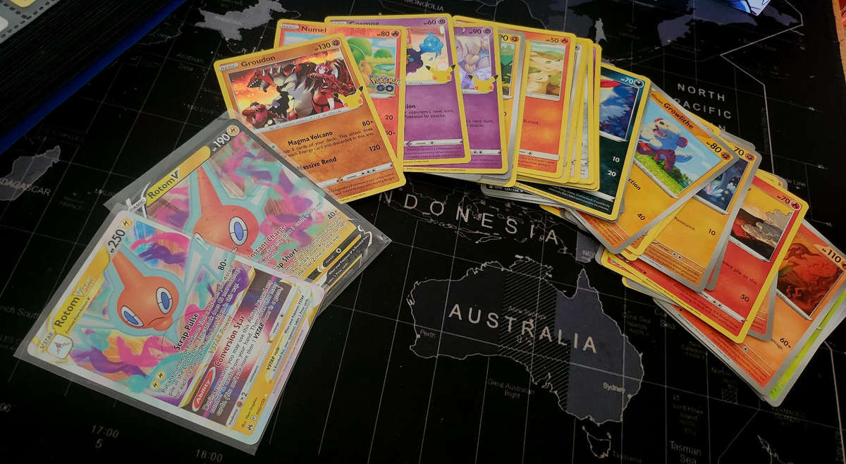 Original pokemon cards bundle