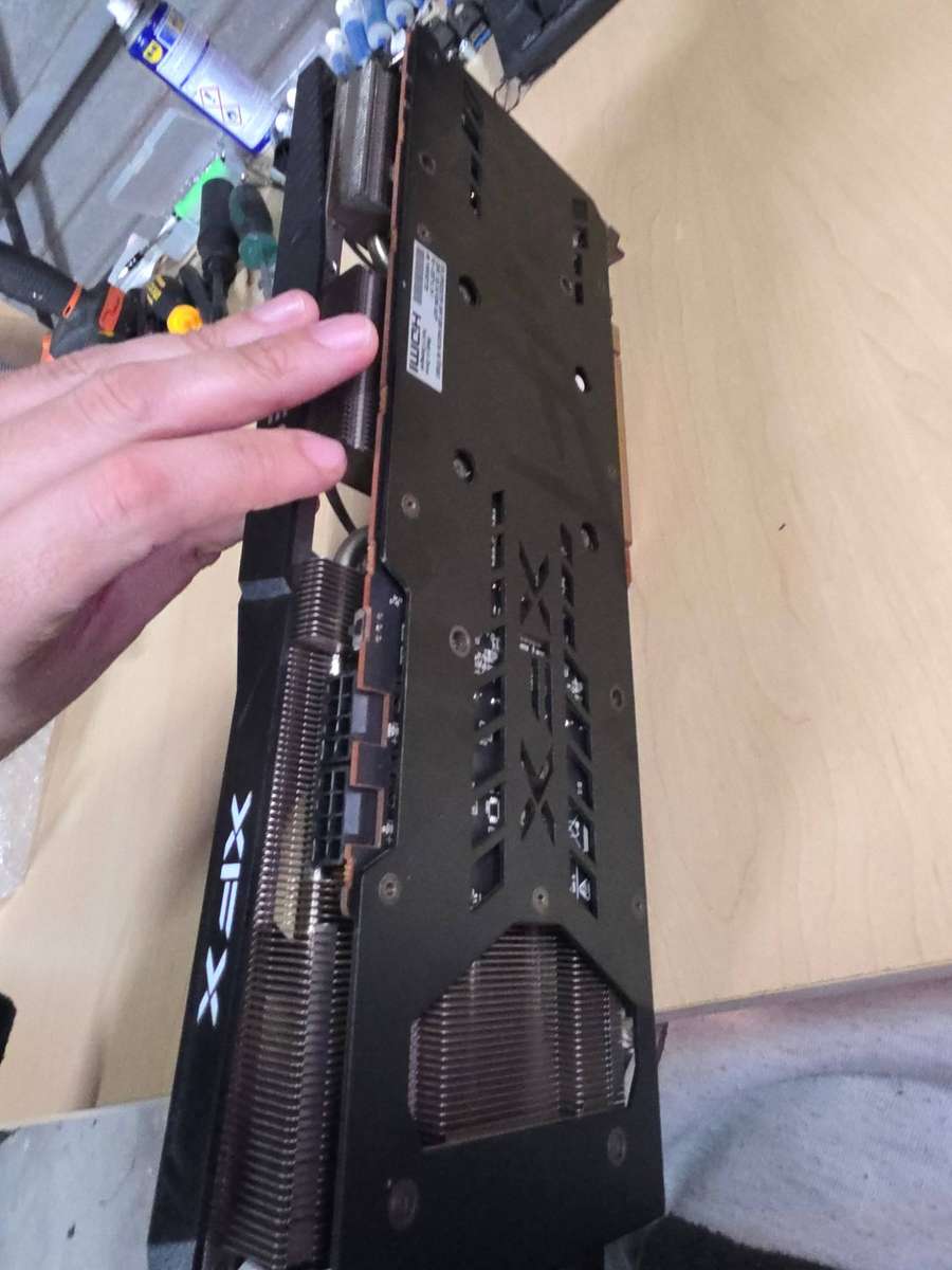 XFX rx 6700xt 12gb swift