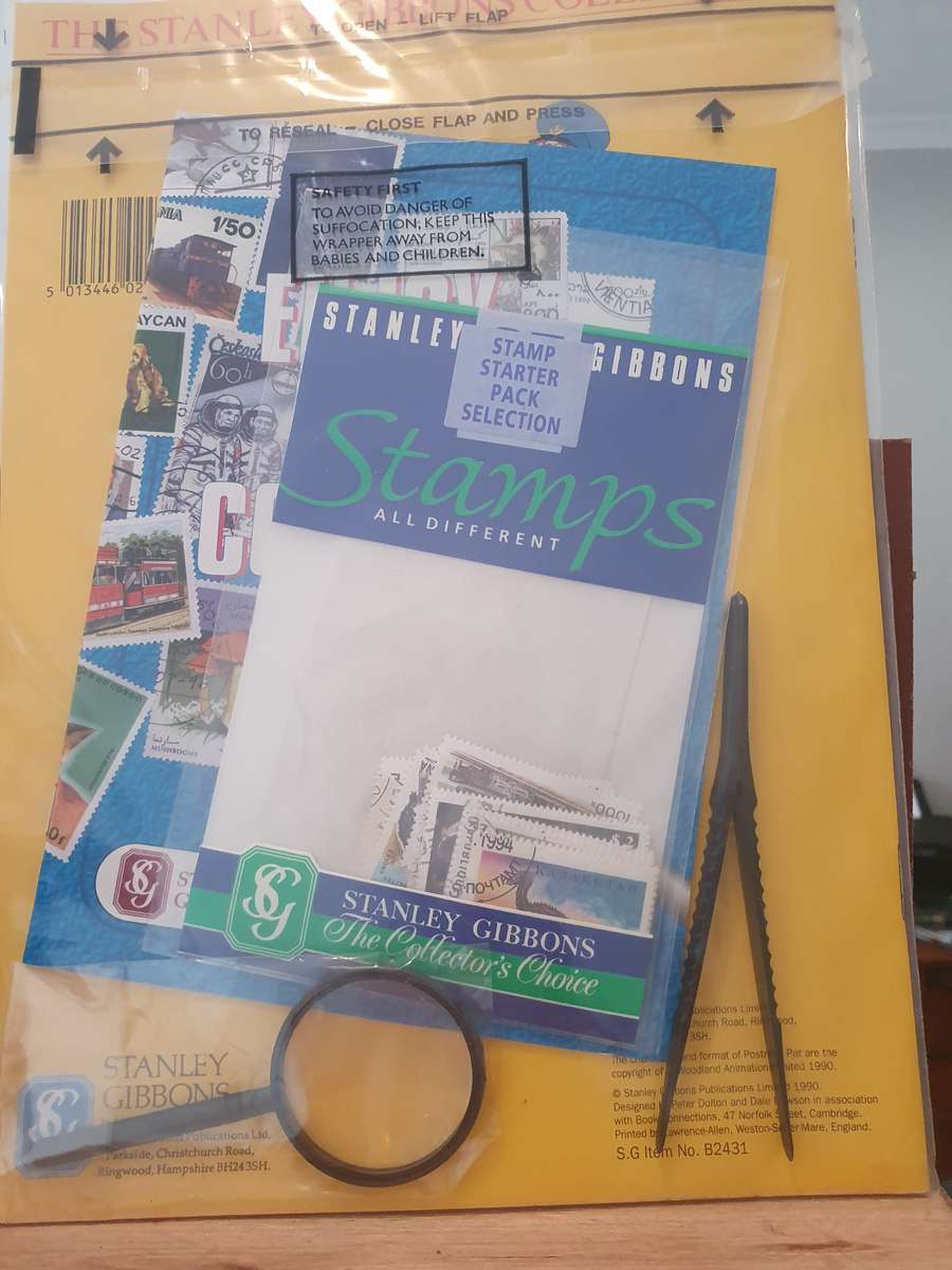 POSTMAN  PAT        1990  COMPLETE  COLLECTORS ITEM