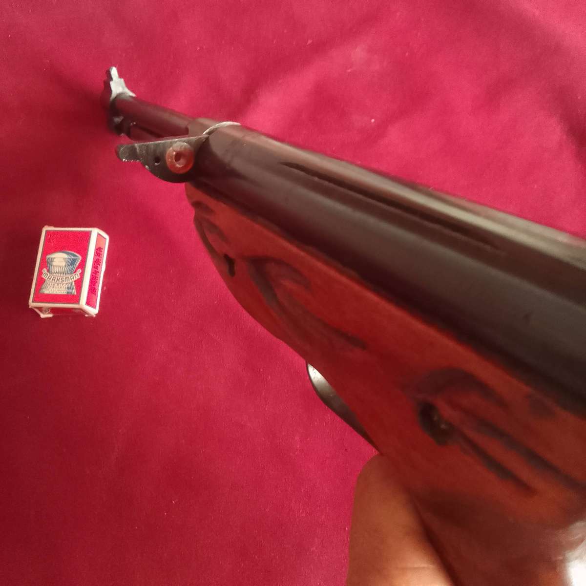 Vintage .177 cal 4.5mm Airsoft Gun Excellent Condition works 100% very powerful a box of pellets inc