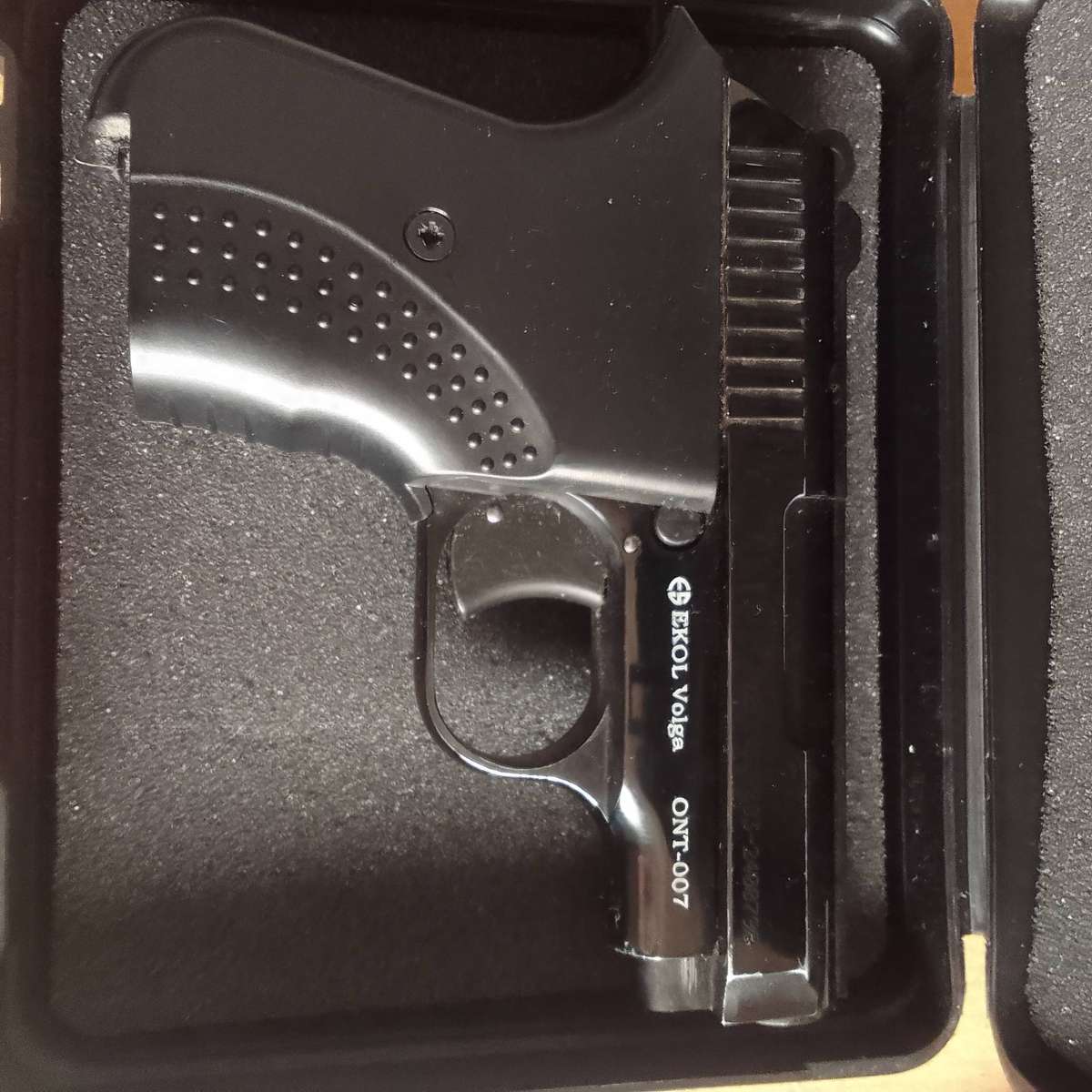 Ekol Volga Pistol incl. Blank pepper and teargas rounds very effective brand new