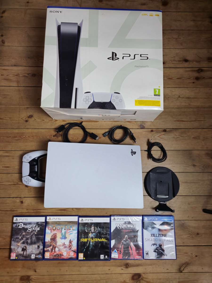 PlayStation 5 Launch Edition Bundle
