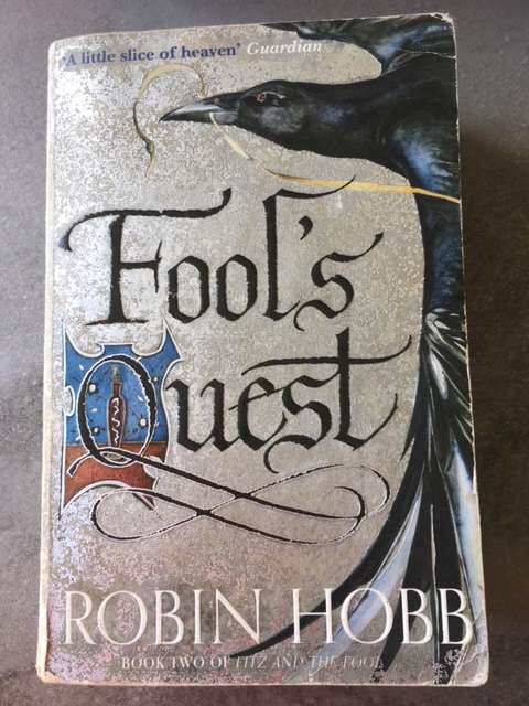 Fool's Quest (Fitz and the Fool #2) by Robin Hobb [Paperback: Acceptable]
