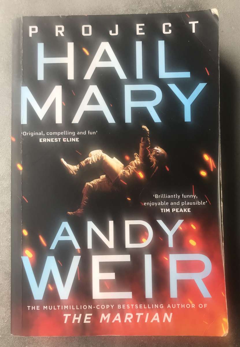 Project Hail Mary by Andy Weir [Large Paperback: Average]