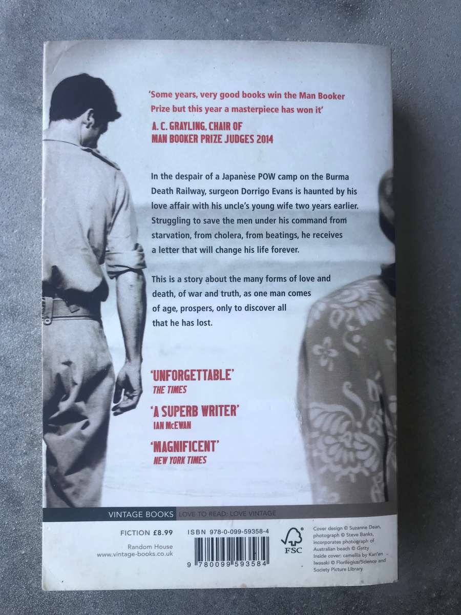 The Narrow Road to the Deep North by Richard Flanagan [Paperback: Average]