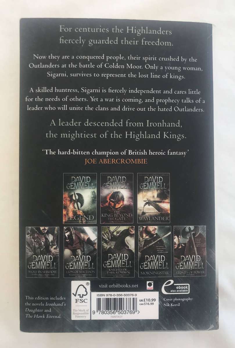 Hawk Queen Omnibus (Hawk Queen #1-2) by David Gemmell [Paperback: Very Good]