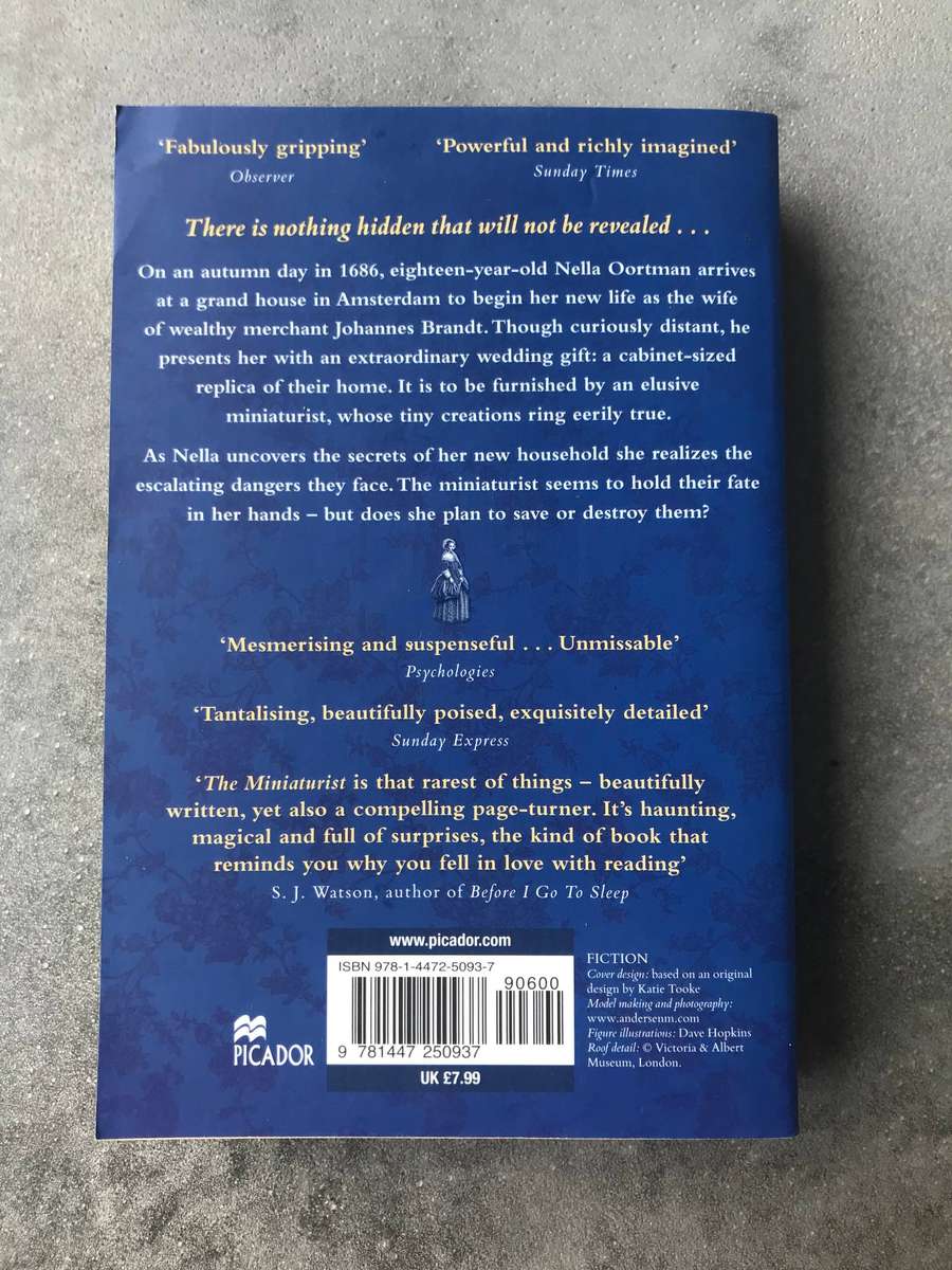 The Miniaturist by Jessie Burton [Paperback: Excellent]