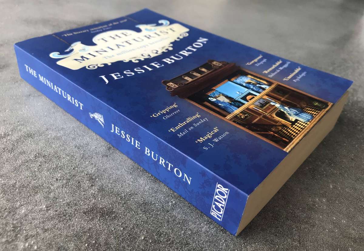 The Miniaturist by Jessie Burton [Paperback: Excellent]