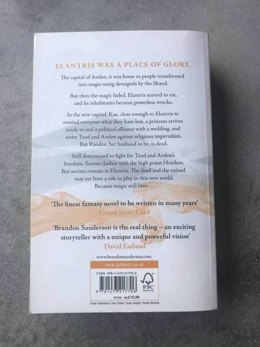 Elantris by Brandon Sanderson [Paperback: Excellent]