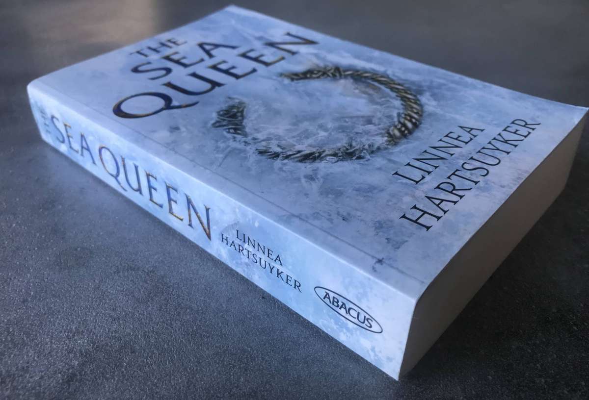 The Sea Queen (Half-Drowned King #2) by Linnea Hartsuyker [Paperback: As New]