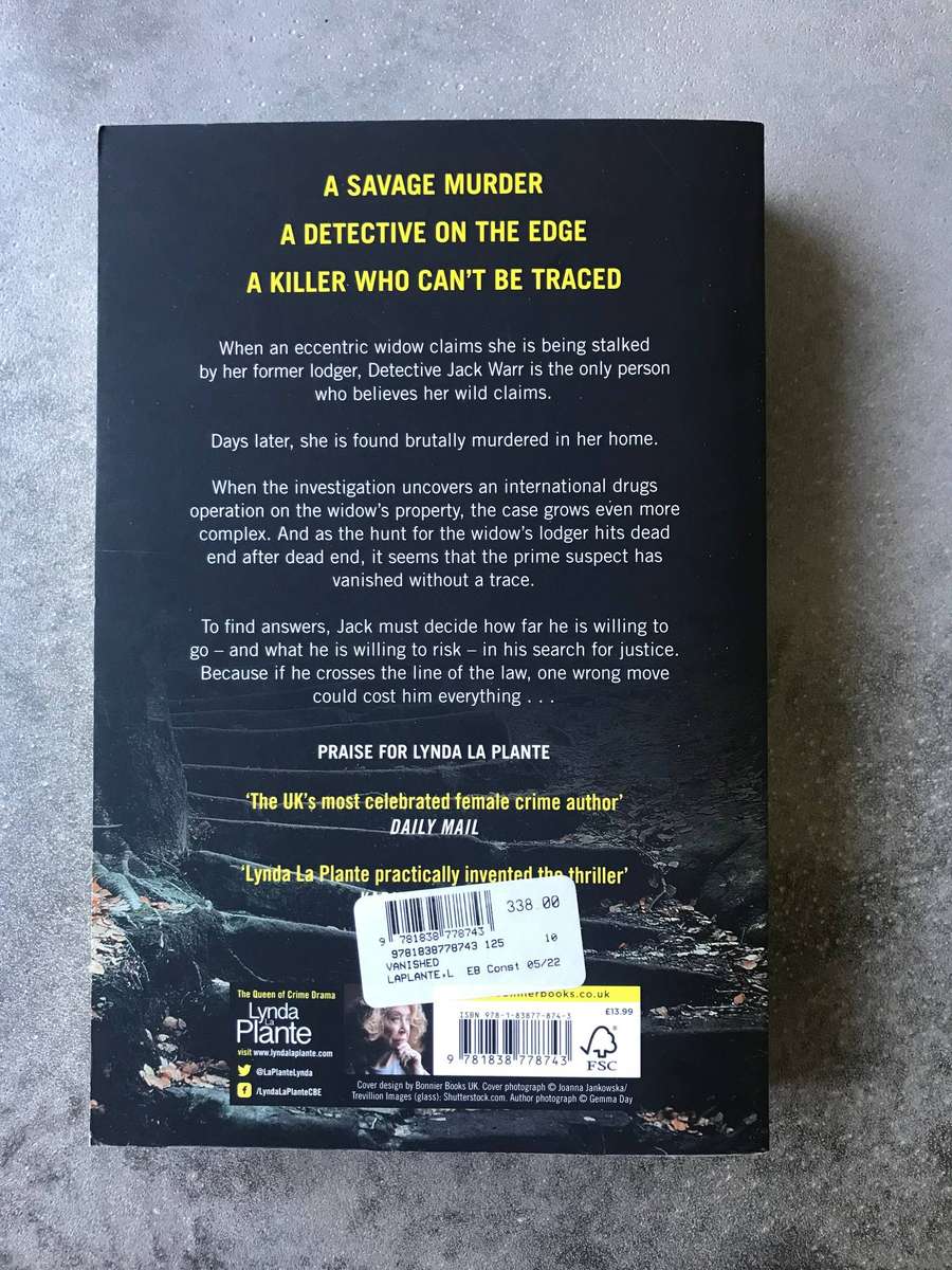 Vanished (DC Jack Warr #3) by Lynda La Plante [Large Paperback: Like New]